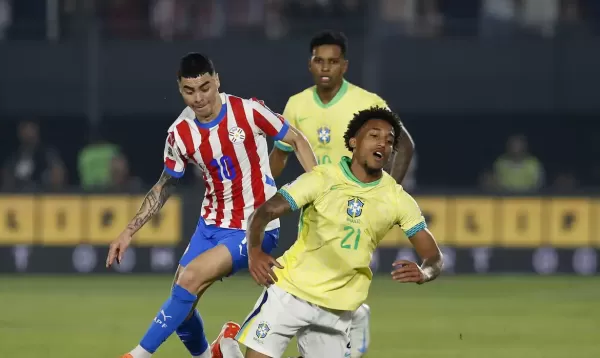 Brasil joga mal e perde para o Paraguai por 1 a 0