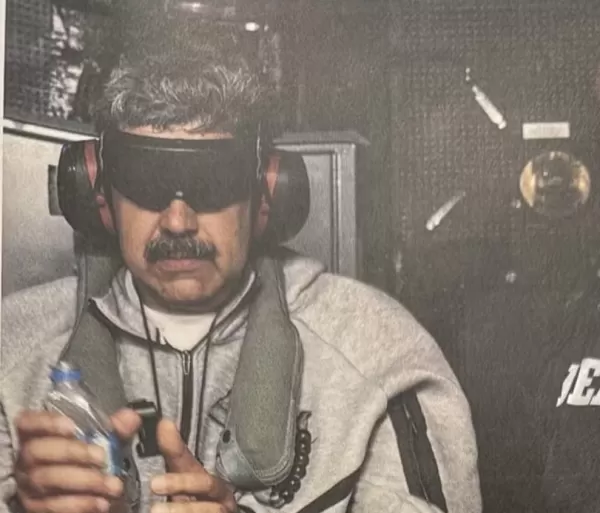 Trump divulga foto de Maduro vendado e aparentemente algemado