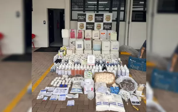Pai e filho são presos em Bauru por suspeita de falsificar e vender agrotóxicos adulterados