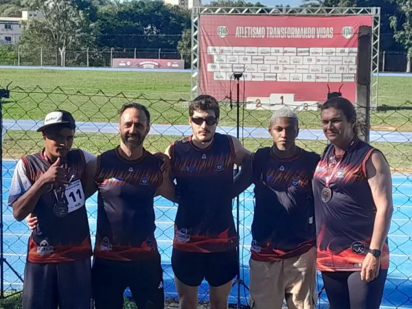 Atletismo de Ourinhos brilha em Presidente Prudente e conquista duas medalhas de prata no Circuito Paulista Open
