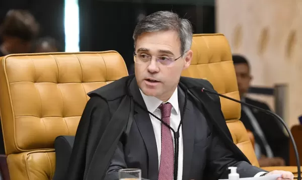 Mendonça rebate argumentos de Moraes e diz que colega deveria ser investigado por abuso de autoridade