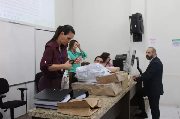 Prefeitura realiza sessão pública de chamamento para gestão da UPA e do PA da Cohab com participação de 12 entidades