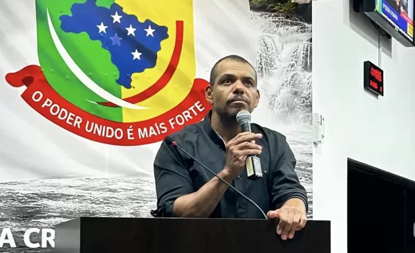Presidente da Câmara de Santa Cruz do Rio Pardo é afastado por 15 dias 