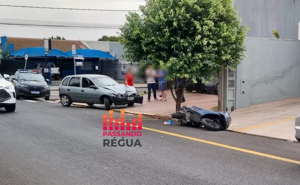 Motociclista fica ferida em acidente na área Central de Ourinhos