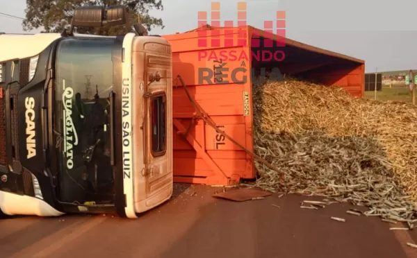 Caminhão de usina tomba na Raposo Tavares em Ipaussu 