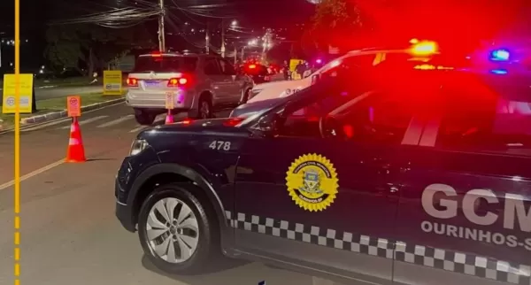 Jovem é detido por embriaguez ao volante durante operação em Ourinhos