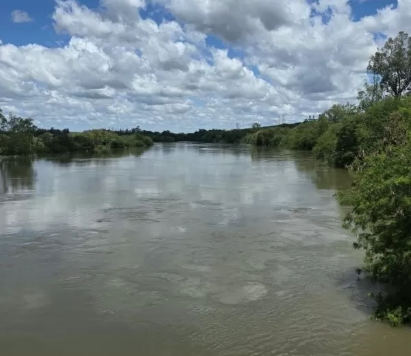 Risco de cheia diminui no Rio Paranapanema e Usina de Ourinhos deixa estado de alerta para as próximas 48 horas