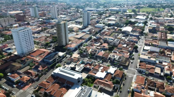 Fim de semana começa com risco de temporais no Sul do Brasil; em Ourinhos, previsão é de tempo firme e calor durante os próximos dias