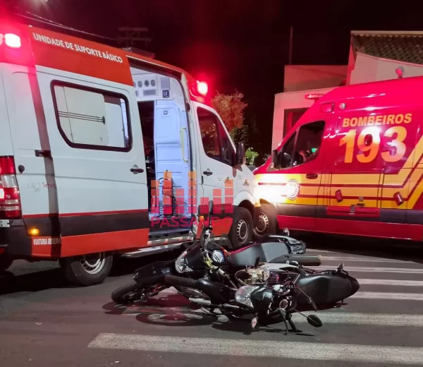Colisão entre duas motos deixa motociclistas com escoriações na Cohab, em Ourinhos