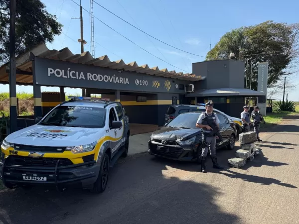 Policiamento Rodoviário apreende mais de 151 kg de maconha e prende traficante em Santa Cruz do Rio Pardo