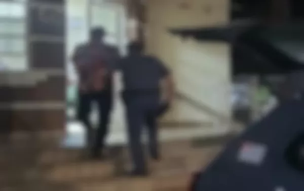 Homem morre após briga em bar em Cerqueira César; dois são presos e adolescente apreendido