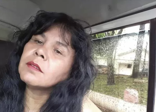 Mulher é encontrada morta com corte no pescoço em Fartura; caso é investigado como homicídio