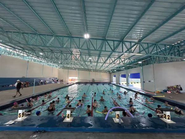 Aulas nas piscinas do Monstrinho em Ourinhos são suspensas por manutenção no sistema de aquecimento