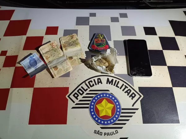Homem é preso por suspeita de tráfico de drogas na Rodovia João Baptista Cabral Reno, em Santa Cruz do Rio Pardo