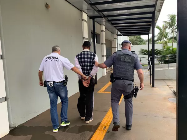 Operação conjunta das polícias Civil e Militar prende três pessoas e recupera objetos furtados em Santa Cruz do Rio Pardo