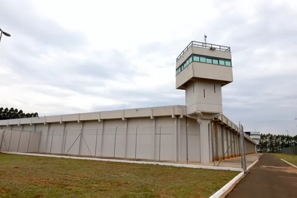 Detento é assassinado com requintes de crueldade dentro da Penitenciária I de Gália