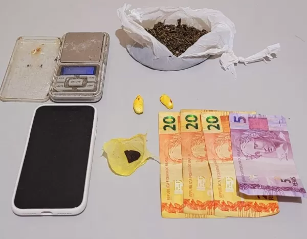 Polícia prende dois indivíduos procurados pela justiça e apreende drogas em Ourinhos