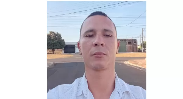 Homem com arma falsa é morto em abordagem policial em Marília