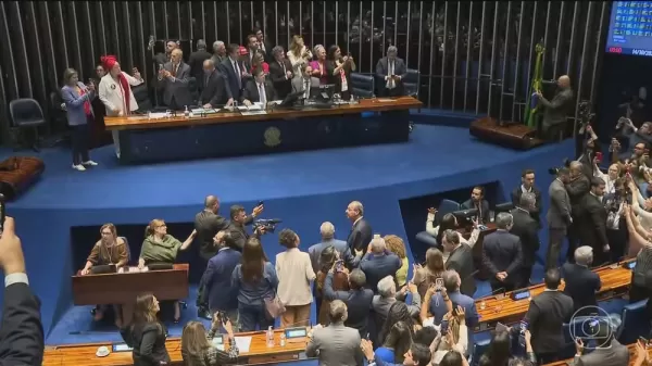 Congresso promulga fim da escala 6x1 e estabelece jornada de 40 horas semanais sem redução salarial
