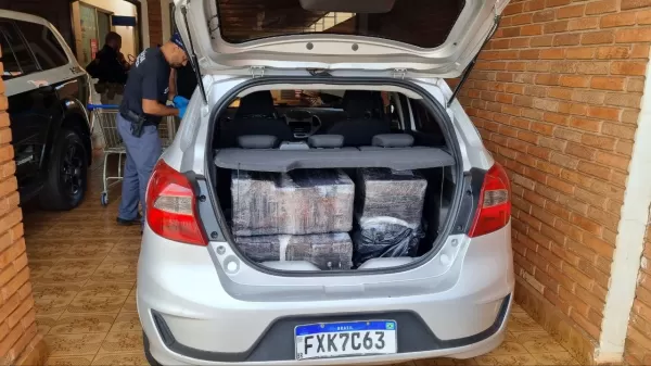 Homem é preso com mais de 188 quilos de maconha em frente à base da PRF em Ourinhos