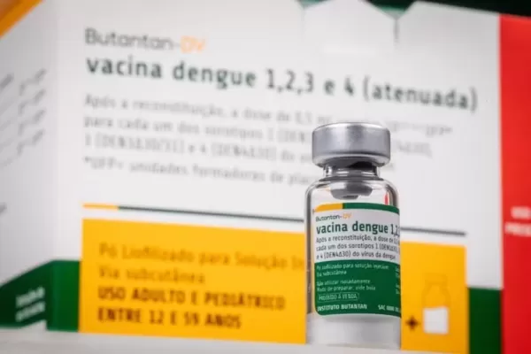 Ministério da Saúde suspende vacinação contra dengue do Butantan após registro de reações adversas
