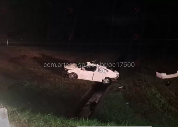 Grave acidente com capotamento deixa uma vítima fatal na SP-270 em Maracaí