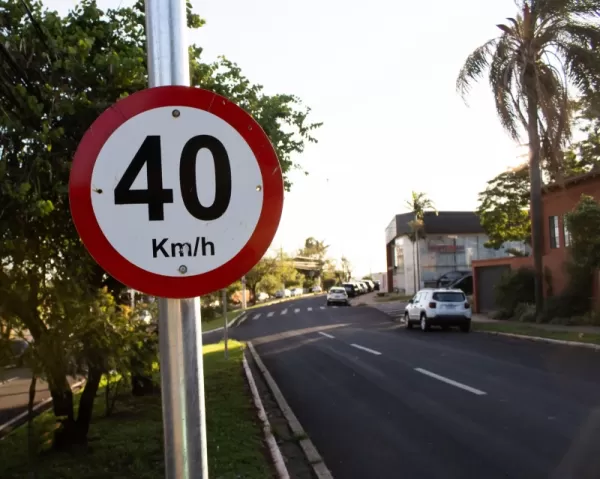 Prefeitura de Ourinhos divulga errata sobre operação e velocidade dos radares municipais; operação começa em 3 de novembro 
