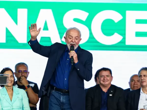 Lula sanciona, com veto, lei que restringe 