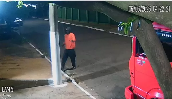 Conhecido por furtos de fios em Ourinhos, homem volta a ser flagrado e preocupa moradores