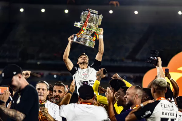 Corinthians ultrapassa Palmeiras e São Paulo e assume 2ª posição do ranking da CBF; Flamengo lidera