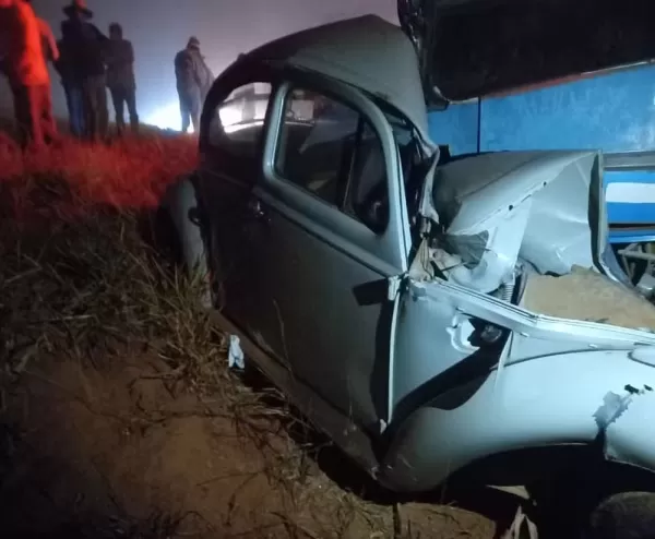 Idoso de 76 anos morre ao bater fusca de frente com ônibus de trabalhadores rurais no Centro-Oeste Paulista 