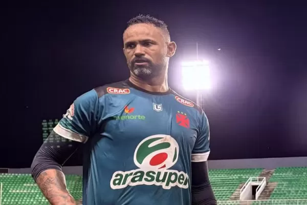 Goleiro Bruno é registrado no BID e pode estrear pelo Vasco-AC na Copa do Brasil