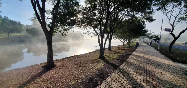 Frente fria derruba temperaturas em Ourinhos e outras regiões do país, mas sem previsão de chuva