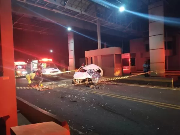 Acidente fatal na antiga praça de pedágio entre Andirá e Cambará deixa duas vítimas