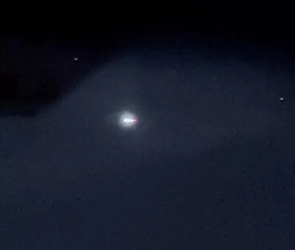 Vídeo de objeto brilhante no céu viraliza em Ourinhos