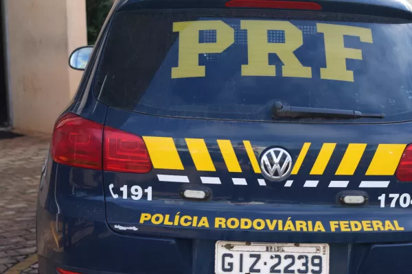 Boliviano é preso com 18,3 kg de cocaína escondidos em tanque de combustível na BR-153, em Ourinhos