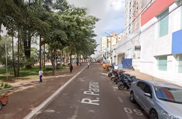 Mulher de 62 anos relata furto de carteira em loja do centro de Ourinhos