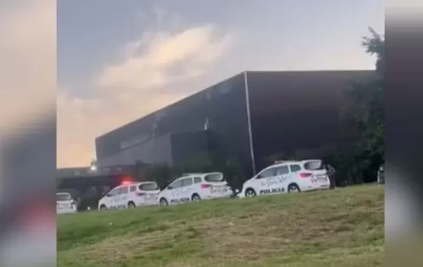 Tiroteio em festa de Carnaval deixa quatro feridos, incluindo adolescente, em Vera Cruz
