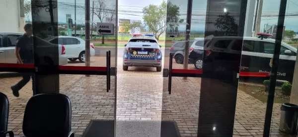 GCM prende casal por furto de celular em Ourinhos