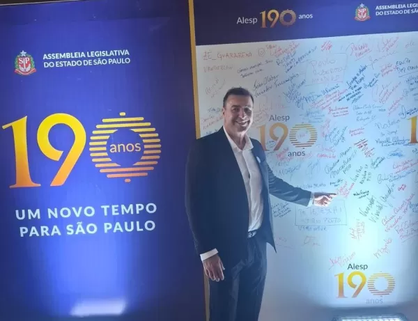 Prefeito Mário Rosa participa de evento na ALESP e busca investimentos para Salto Grande