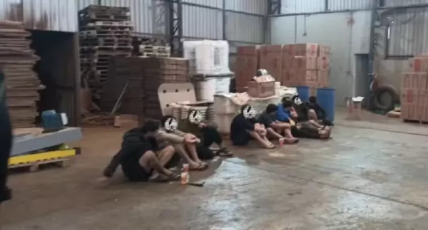 Justiça condena homem por tráfico internacional de pessoas e trabalho escravo em fábrica clandestina de cigarros em Ourinhos