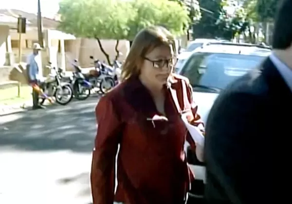 Justiça determina entrega definitiva de bens confiscados de ex-tesoureira condenada por corrupção em Santa Cruz do Rio Pardo