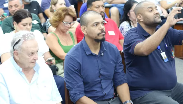 Pela segunda vez no ano, presidente da Câmara de Santa Cruz do Rio Pardo, Juninho Souza, é afastado do cargo por 15 dias