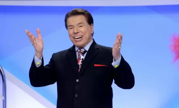 Silvio Santos é internado novamente em São Paulo aos 93 anos