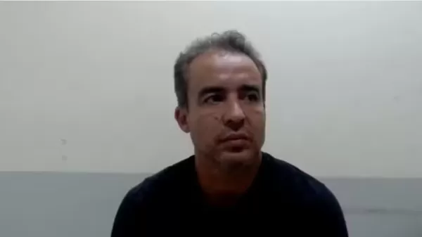 Ex-jogador Jadson é preso em flagrante por suspeita de violência doméstica em Cambé