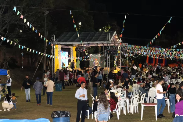 Colégio Bagozzi realiza mega Festa Junina no Campo do Seminário Josefino em Ourinhos 