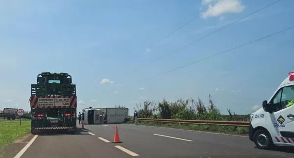 Via Raposo assume a SP-270 na região de Ourinhos, inicia força-tarefa de conservação e registra acidentes; cobrança de pedágios ainda não iniciou 