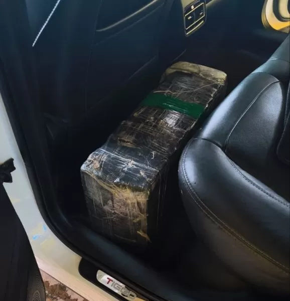 PRF prende motorista com mais de 20 quilos de maconha em Ourinhos; droga iria para São Paulo