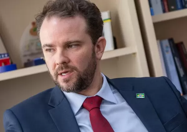 Lula anuncia Dario Durigan como sucessor de Fernando Haddad no Ministério da Fazenda