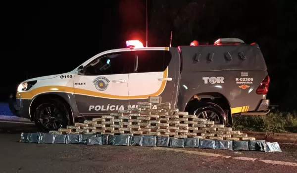 Policiamento Rodoviário apreende mais de 140 kg de drogas e prende traficante na Rodovia Raposo Tavares (SP-270) em Palmital